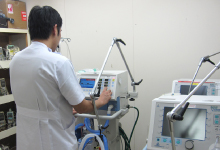 臨床工学科機械操作風景
